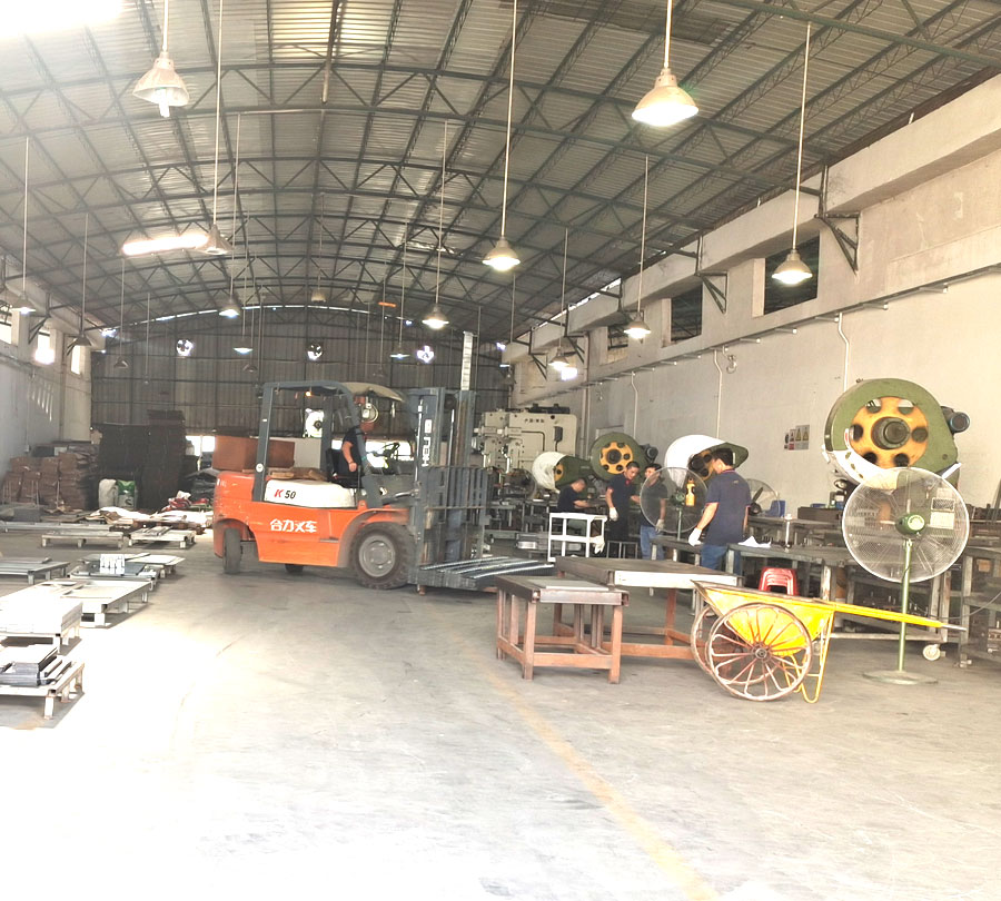 廣州伊伊人成亚洲综合人网辦（bàn）公家（jiā）具有限公司.jpg