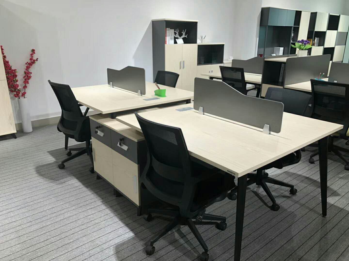 辦公家（jiā）具